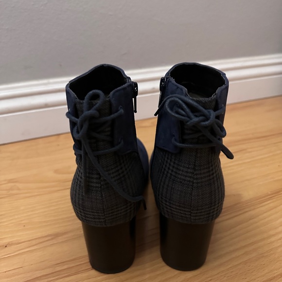 Ankle Boots - Picture 3 of 5